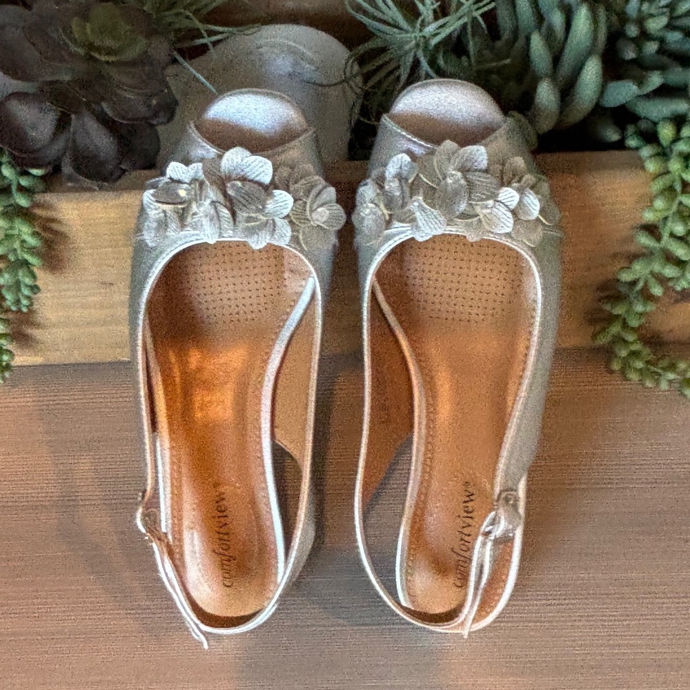 NWOT Comfortview Rider Slingback Peep-toe  1&1/2 inch Heel - Picture 2 of 6
